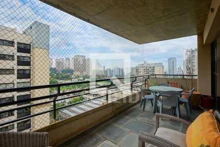 Apartamento à venda com 3 quartos, 236m² em Real Parque, São Paulo