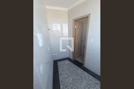 Casa à venda com 3 quartos, 100m² em Cabral, Contagem