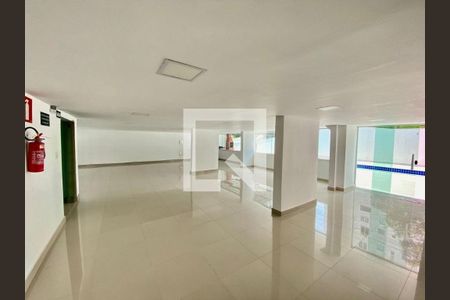 Apartamento à venda com 2 quartos, 150m² em Cabral, Contagem