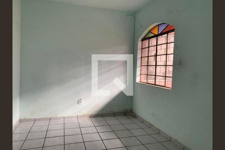 Casa à venda com 3 quartos, 130m² em Incofindência, Belo Horizonte