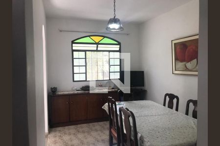 Casa à venda com 2 quartos, 140m² em Castelo, Belo Horizonte