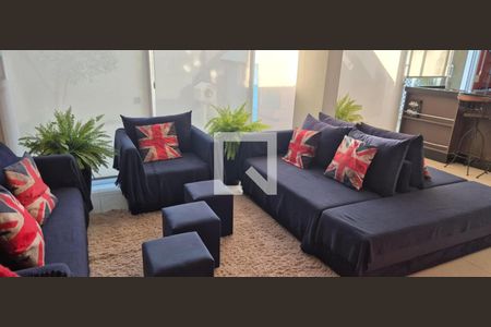 Foto 03 de casa de condomínio à venda com 3 quartos, 180m² em Tamboré, Santana de Parnaíba