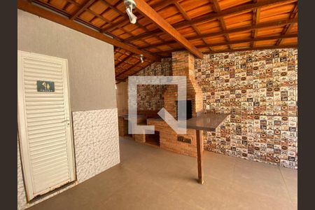 Casa à venda com 3 quartos, 236m² em Paquetá, Belo Horizonte