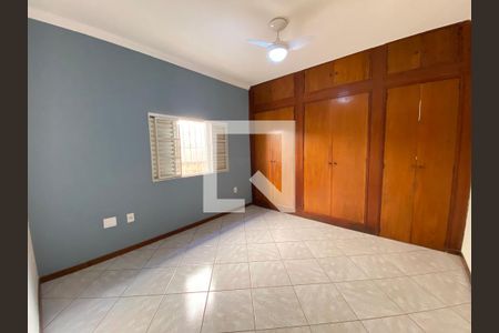 Casa à venda com 3 quartos, 236m² em Paquetá, Belo Horizonte