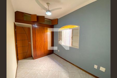Casa à venda com 3 quartos, 236m² em Paquetá, Belo Horizonte