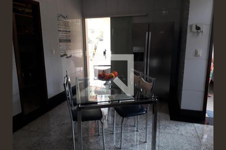 Casa à venda com 6 quartos, 458m² em Paquetá, Belo Horizonte