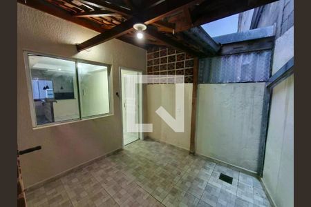 Casa à venda com 2 quartos, 87m² em Conceicao, Osasco
