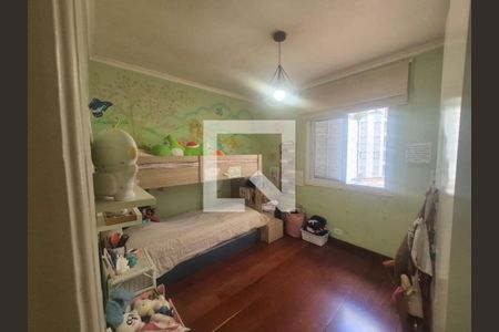 Casa à venda com 3 quartos, 228m² em Jardim Lucia, São Paulo