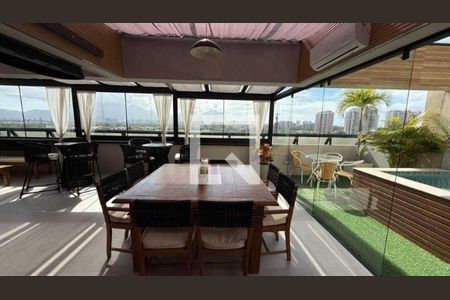 Apartamento à venda com 4 quartos, 260m² em Barra da Tijuca, Rio de Janeiro