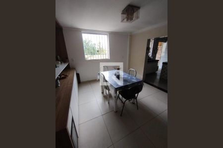 Casa à venda com 3 quartos, 130m² em Nacional, Contagem
