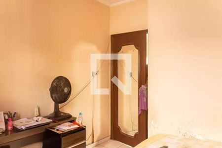 Casa à venda com 4 quartos, 230m² em Jardim Tres Marias, São Paulo