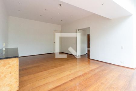 Casa à venda com 5 quartos, 450m² em Pacaembu, São Paulo