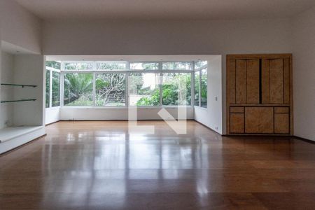 Casa à venda com 5 quartos, 450m² em Pacaembu, São Paulo