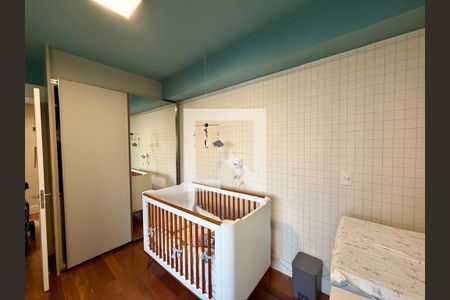 Apartamento à venda com 4 quartos, 238m² em Jardim Taboao, São Paulo