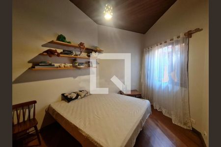 Casa à venda com 4 quartos, 199m² em Chácara Meyer, São Paulo