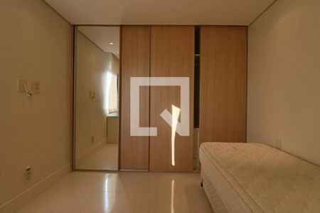 Foto 18 de apartamento para alugar com 3 quartos, 180m² em Itaim Bibi, São Paulo