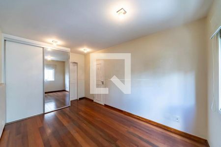 Apartamento à venda com 3 quartos, 130m² em Vila Uberabinha, São Paulo