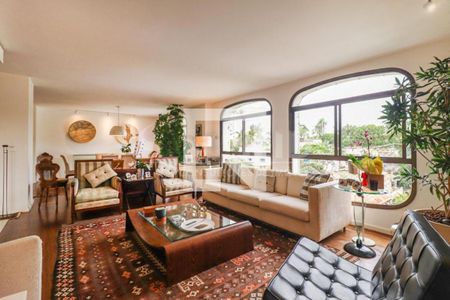 Apartamento à venda com 3 quartos, 232m² em Vila Morumbi, São Paulo