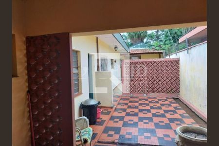Casa à venda com 3 quartos, 238m² em Interlagos, São Paulo