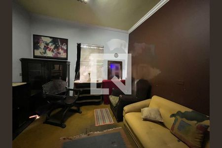 Casa à venda com 4 quartos, 220m² em Chácara Santo Antônio (Zona Sul), São Paulo