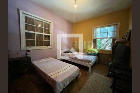 Casa à venda com 4 quartos, 220m² em Chácara Santo Antônio (Zona Sul), São Paulo