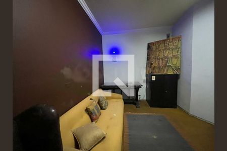 Casa à venda com 4 quartos, 220m² em Chácara Santo Antônio (Zona Sul), São Paulo
