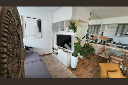 Apartamento à venda com 2 quartos, 77m² em Conjunto Promorar Raposo Tavares, São Paulo