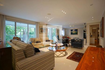 Apartamento à venda com 3 quartos, 241m² em Chácara Santo Antônio, São Paulo