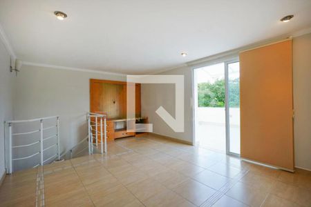Casa à venda com 4 quartos, 330m² em Jardim Cordeiro, São Paulo