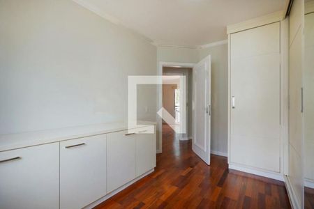 Casa à venda com 4 quartos, 330m² em Jardim Cordeiro, São Paulo