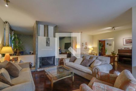 Casa à venda com 4 quartos, 392m² em Interlagos, São Paulo