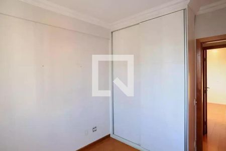 Apartamento à venda com 3 quartos, 80m² em Sagrada Família, Belo Horizonte