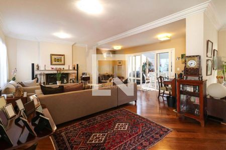 Casa à venda com 4 quartos, 386m² em Santo Amaro, São Paulo