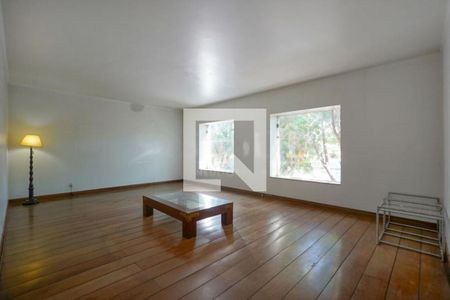 Casa à venda com 3 quartos, 273m² em Granja Julieta, São Paulo