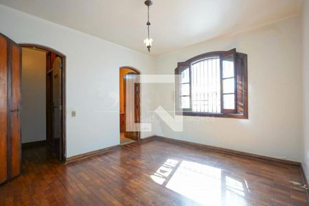 Casa à venda com 3 quartos, 273m² em Granja Julieta, São Paulo