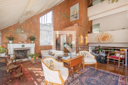 Casa à venda com 3 quartos, 300m² em Morumbi, São Paulo