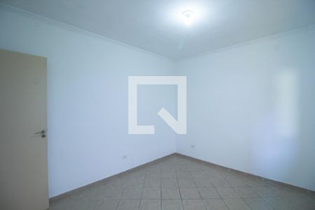 Quarto 2 de casa para alugar com 2 quartos, 105m² em Vila Pereira Cerca, São Paulo