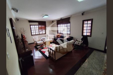 Casa à venda com 3 quartos, 190m² em Jardim Ernestina, São Paulo