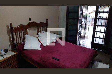 Casa à venda com 3 quartos, 220m² em Jardim Santa Helena, São Paulo