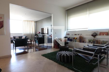Apartamento à venda com 4 quartos, 426m² em Higienópolis, São Paulo