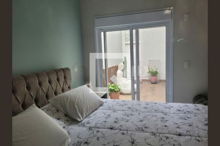 Casa à venda com 4 quartos, 320m² em Granja Julieta, São Paulo