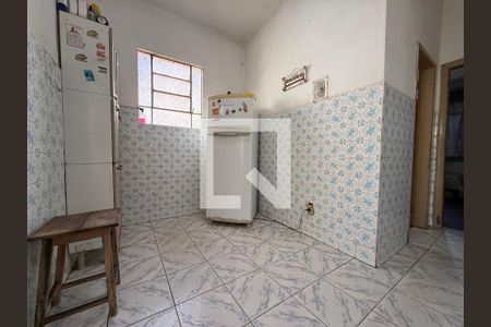 Cozinha de casa para alugar com 2 quartos, 300m² em Sagrada Família, Belo Horizonte