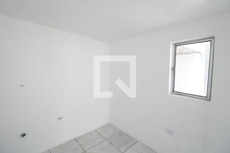 Quarto 2 de casa para alugar com 2 quartos, 68m² em Sítio Cocaia, São Paulo