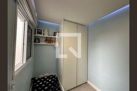 Quarto de apartamento à venda com 2 quartos, 130m² em Vila Vitória, Santo André