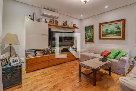 Casa à venda com 3 quartos, 300m² em Brooklin, São Paulo