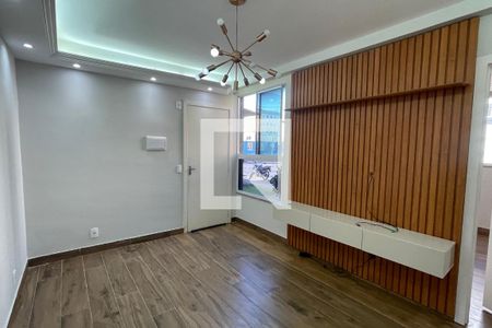 Sala de apartamento para alugar com 2 quartos, 47m² em Jardim Gramacho, Duque de Caxias