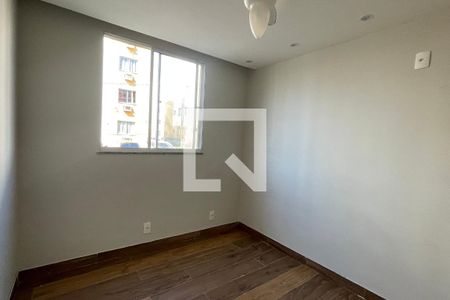 Quarto de apartamento para alugar com 2 quartos, 47m² em Jardim Gramacho, Duque de Caxias