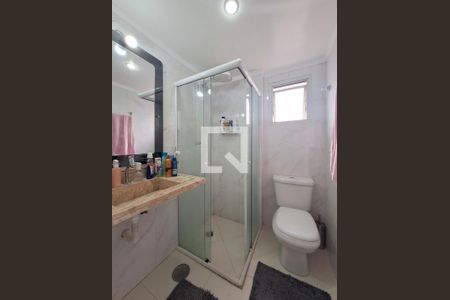 Banheiro de apartamento para alugar com 2 quartos, 50m² em Chora Menino, São Paulo