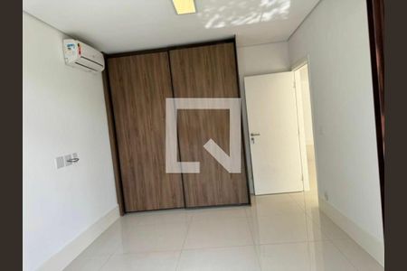 Casa à venda com 4 quartos, 380m² em Residencial Tambore III, Santana de Parnaíba