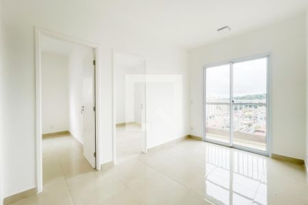 Sala de apartamento para alugar com 2 quartos, 46m² em Quitaúna, Osasco